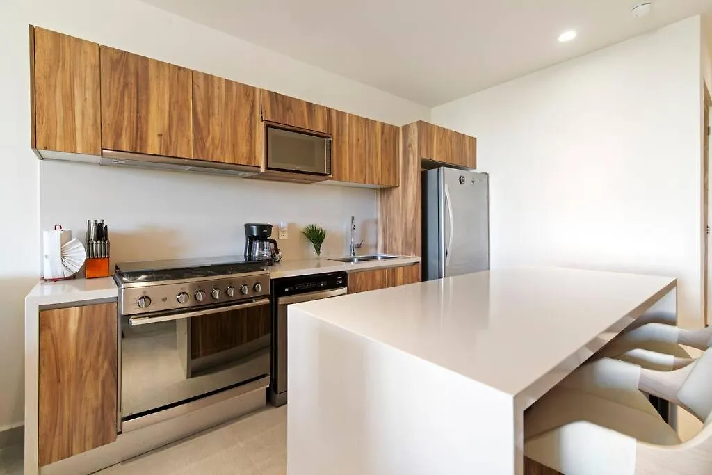 Apartment Sunrise Serenity Jacuzzi W Ocean View Beach Access 7 Rooftops Pools Akumal